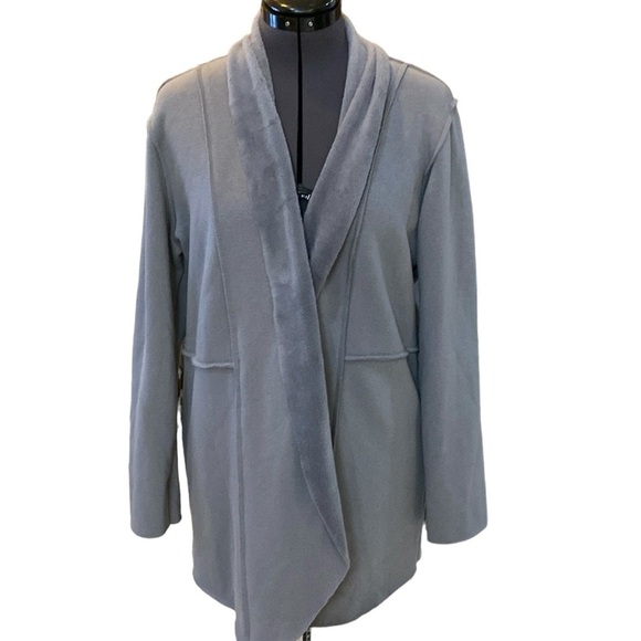 Chicos Womens Gray Sheering Exposed Stitch Open SoftCardigan Sz 1(8/10) Imported - Picture 4 of 11